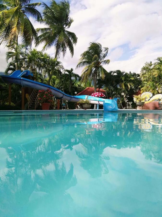 Hotel Santa Cruz Zapaca Luaran gambar